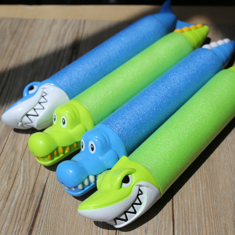 Crocodile/shark water squirter